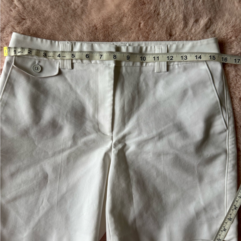 White House Black Market White The 7” Short in Size 6 - Picture 9 of 10
